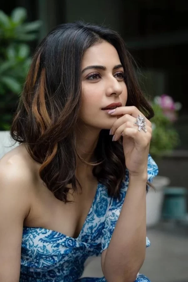 Rakul Preet Singh – Age, Biography, Boyfriend, Movies, Net Worth