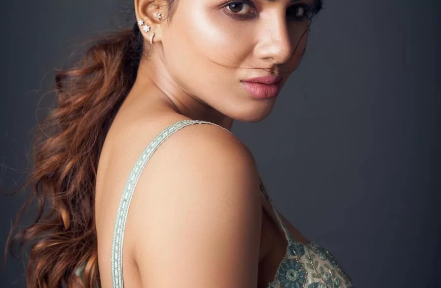 Samantha Ruth Prabhu Hot Photos